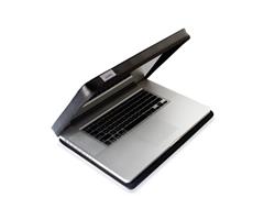 120879 Moshi 99MO010005 Moshi Codex for MacBook Pro 17&quot; sort metallic dataveske